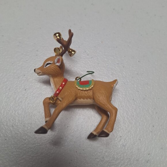 Hallmark Keepsake 2000 Ringing Reindeer Ornament Membership Exclusive - Picture 6 of 7